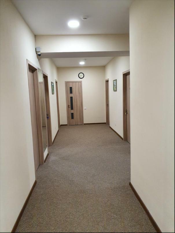 5 Rooms Near 300 Aragveli Metro Station Tbiliszi Kültér fotó